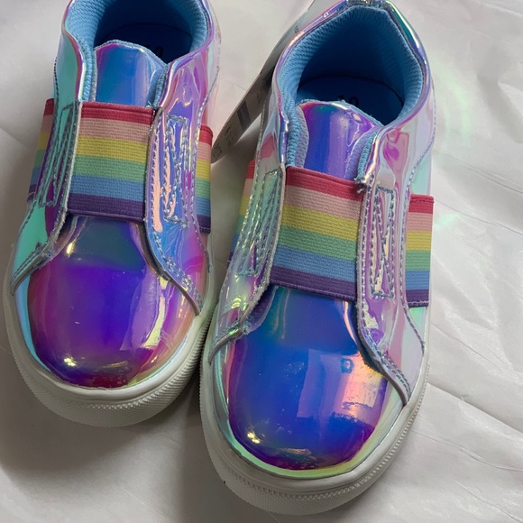 Wonder Nation Iridescent Shiny Toddler Casual Shoe - Picture 7 of 10